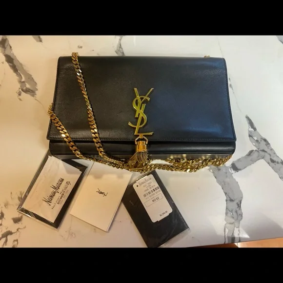【SAINT LAURENT】KATE MEDIUM TASSEL SHOULDER BAG Saint Laurent Kate Medium Tassel YSL Crossbody Bag in Croc